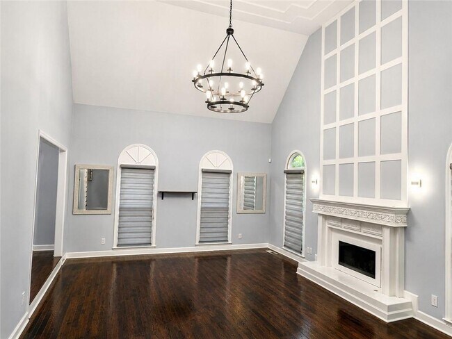 Photo - 952 Bridgegate Dr NE