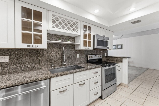 Photo - 3450 S Ocean Blvd Unidad 3200