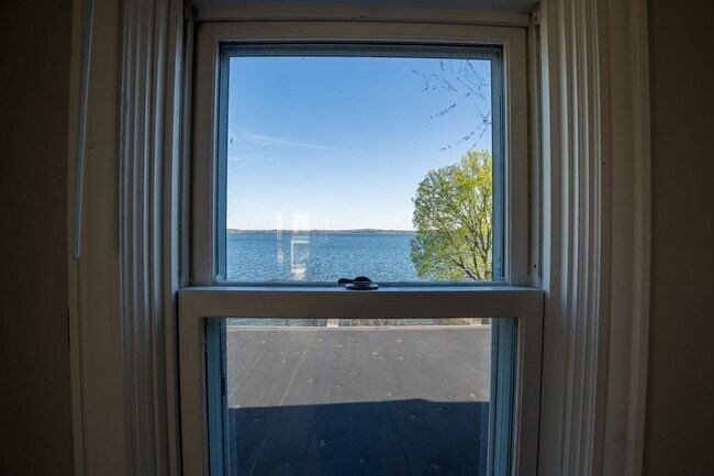 Photo - 751 Jenifer St Unit #4