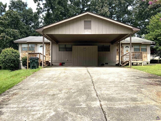 Building Photo - 405 Westcliff Cir Rental
