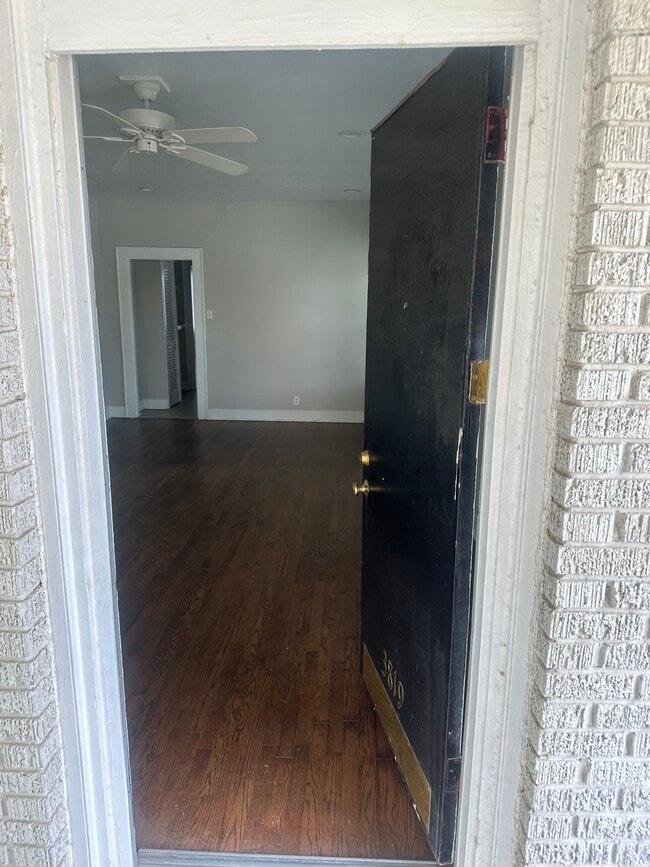 Photo - 3819 Crestline Rd