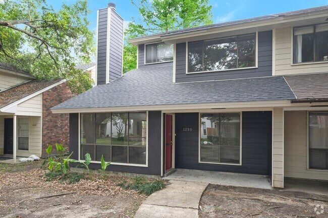 Building Photo - 1230 Sharlo Ave Rental