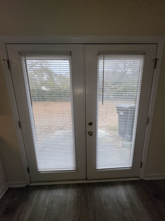 Photo - 1127 Harness Dr