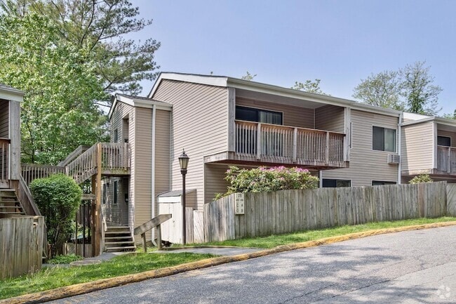Building Photo - 28 Hillside Terrace Unit A Rental