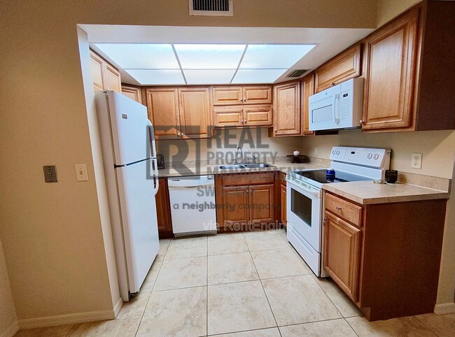 Photo - 12471 McGregor Blvd Unit 10 1