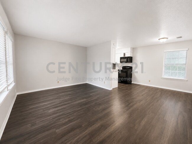 Photo - Spacious 2/1.5 in Denton Ready For Move-In! Unit 10