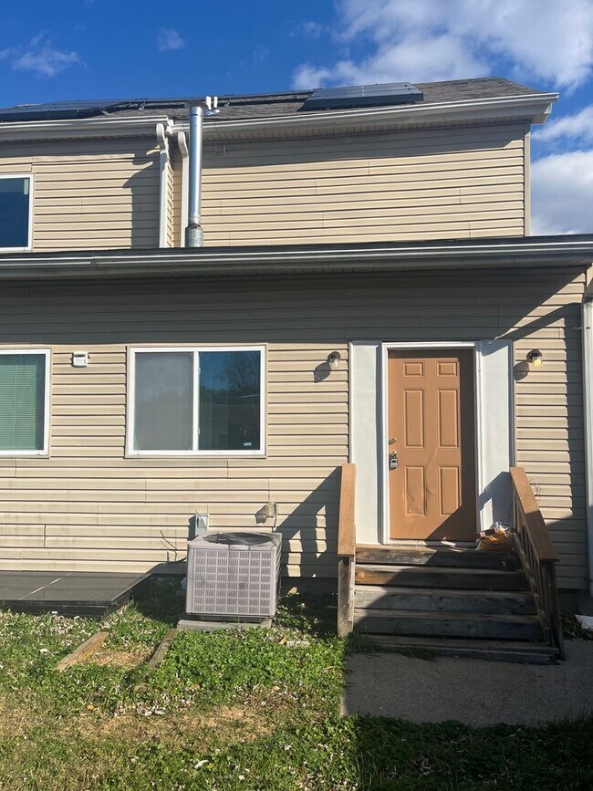 Building Photo - 4200 Deer Park Rd Unit 2