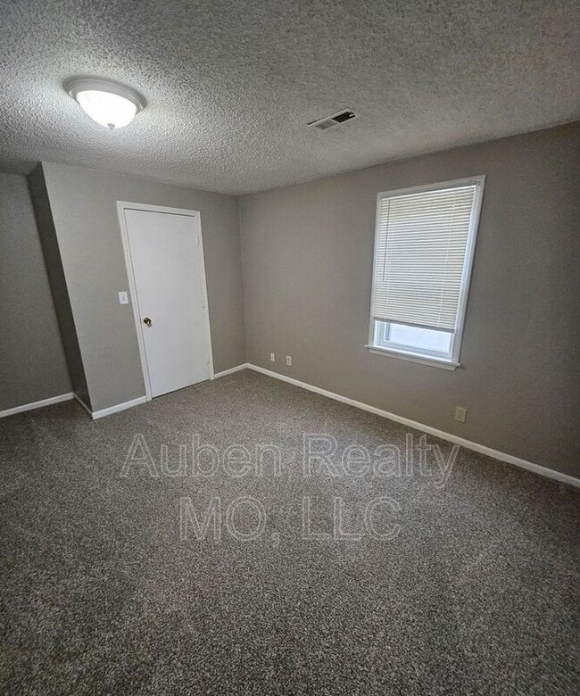 Photo - 11757 Wood Oak Ave Unit 5