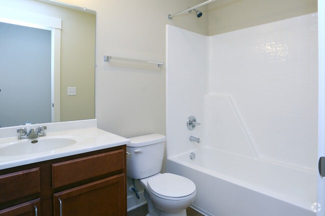 2BR, 1.5BA - Bathroom