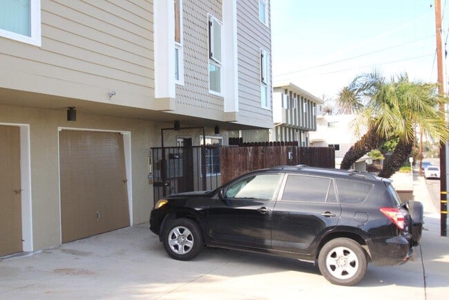 Photo - 119 Loma Vista St Unit 5