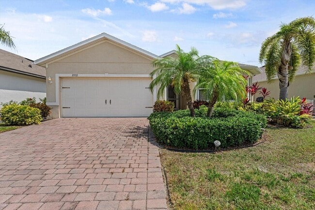 8932 Excelsior Loop
