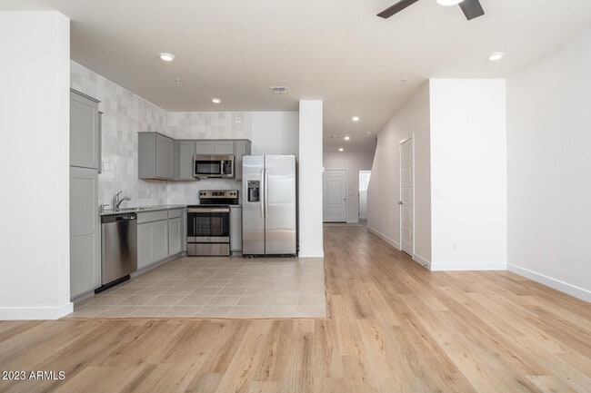 Photo - 2169 W Harmont Dr