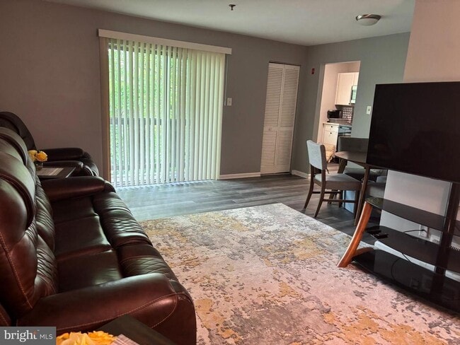 Building Photo - 216 Highland Blvd