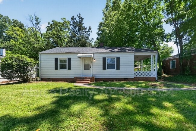 Building Photo - 2322 Belfast Dr