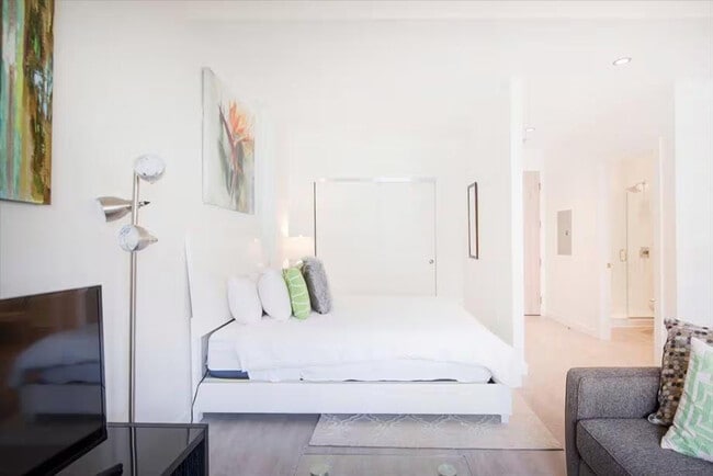 Photo - 8 Harrison Ave Unit SI ID1040120P