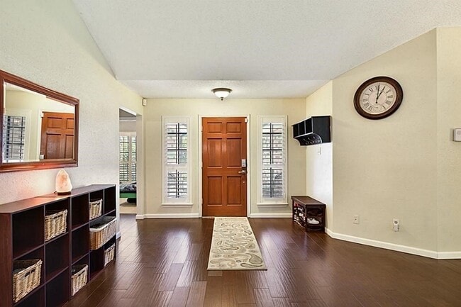 Photo - 1038 St John Dr