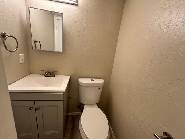 Photo - Spacious 3-Bed Home in OKC with Dual Prima...