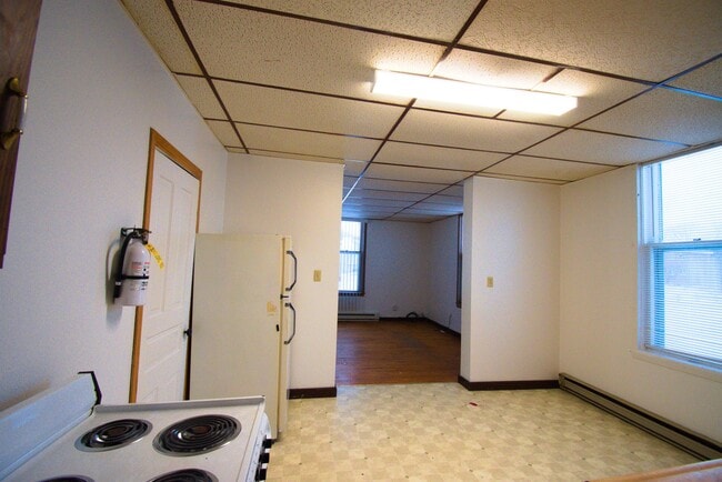 Photo - 222 4th St S