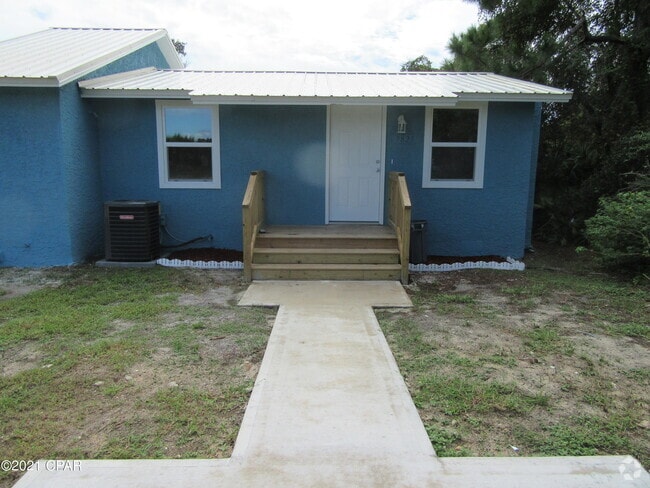 Building Photo - 9825 Clarence St Rental