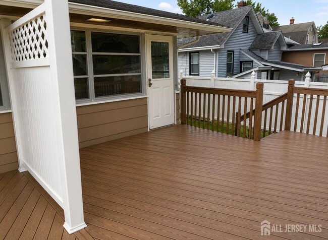 Photo - 1818 W 4th St