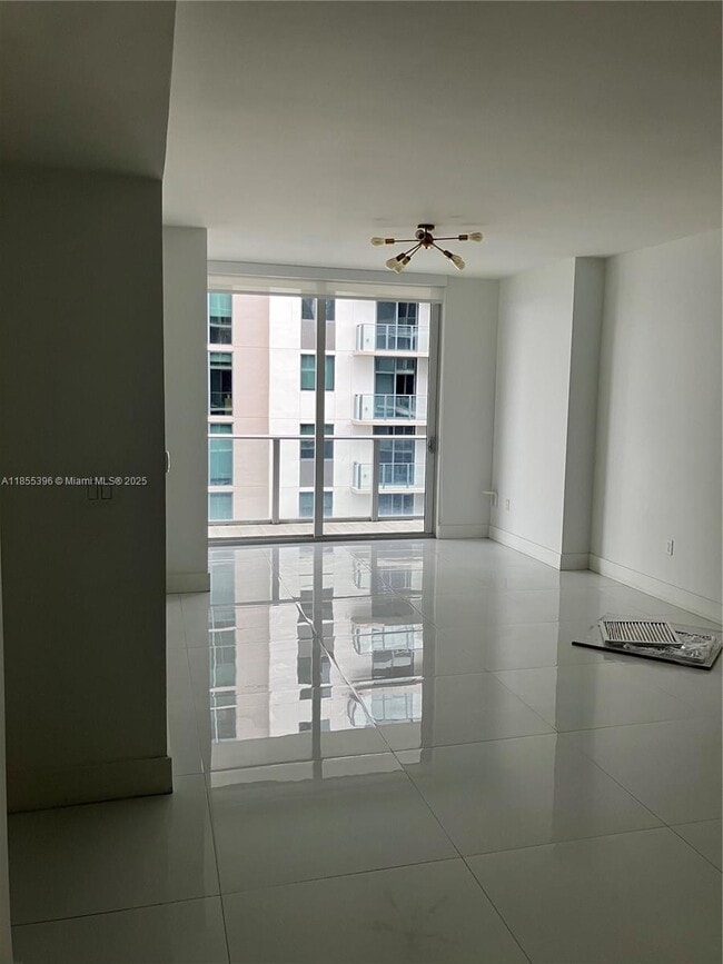 Photo - 1010 SW 2nd Ave Unit 1806