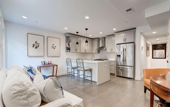 Photo - Glover Park Beauty with Parking