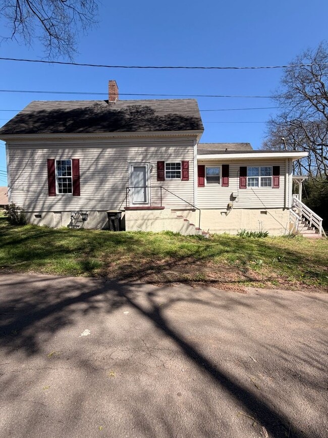 Building Photo - 1300 N Broad St Unit A