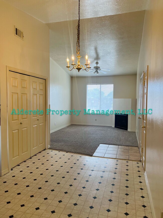 Photo - 4257 Sabana Loop SE Unit D