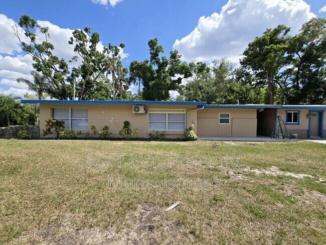 69 E Mariana Ave Unit B