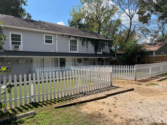 Building Photo - 608 Price St Unit 3 Rental