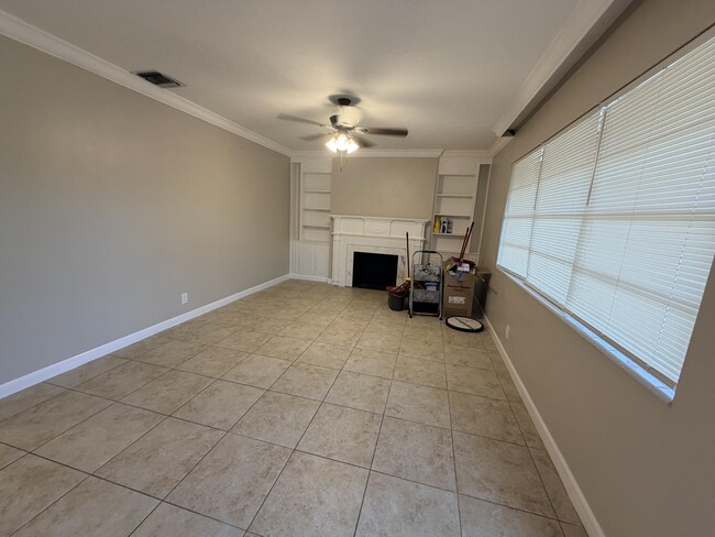Photo - 121 N 12th St