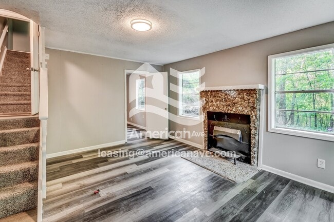 Photo - 1152 Linthicum St