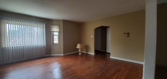 Photo - Roselawn Unit Upper