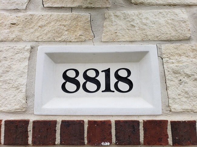 Photo - 8818 Cornina Dr