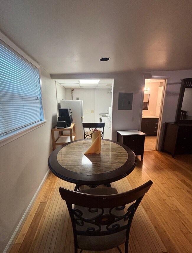 Photo - 928 Main St Unidad 926C