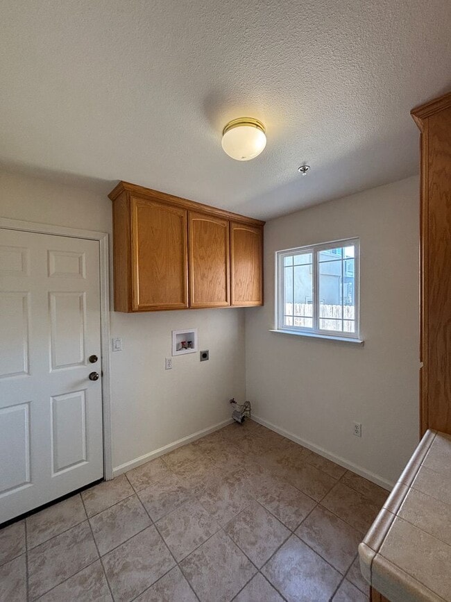 Photo - P32000 Unidad A