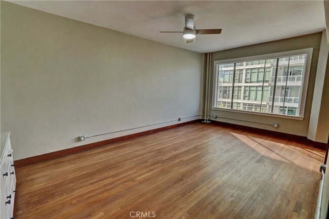 Photo - 360 W Ocean Blvd