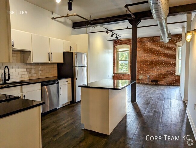 Building Photo - Large Loft in River Market! Unit 209