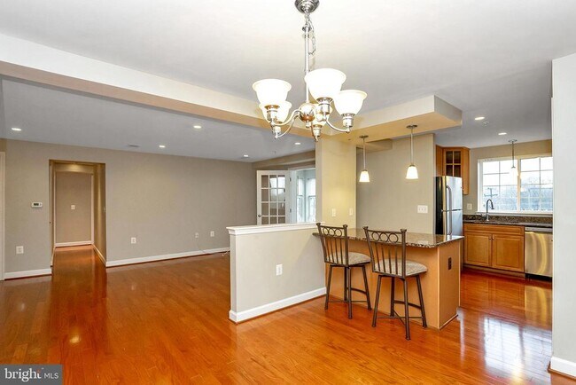 Photo - 4079 S Four Mile Run Dr Unit 402