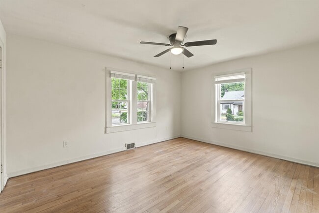 Photo - 4609 Knox Rd