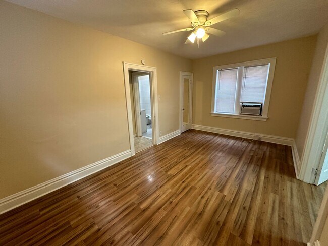 Photo - 3859 Alberta St Unit 3859 - 1Fl