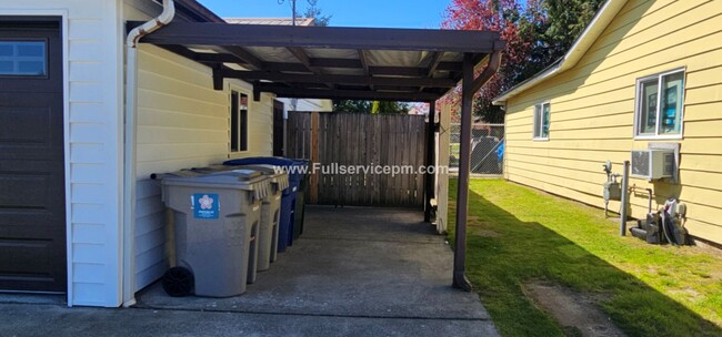 Photo - Charming and Updated Rambler 3 br. Fairwood Rambler w/large yard