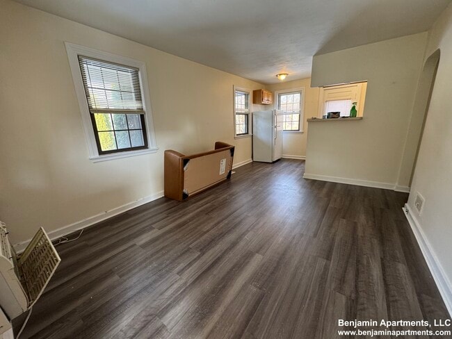 Building Photo - 9 Dudley St Unit C