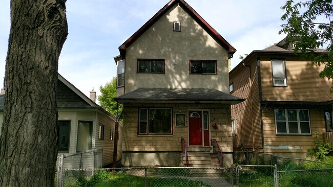 Photo - 844 Home St Unit 01