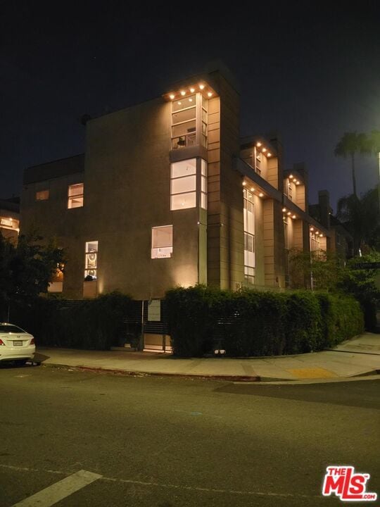 Building Photo - 5806 Waring Ave Unit 3 Rental