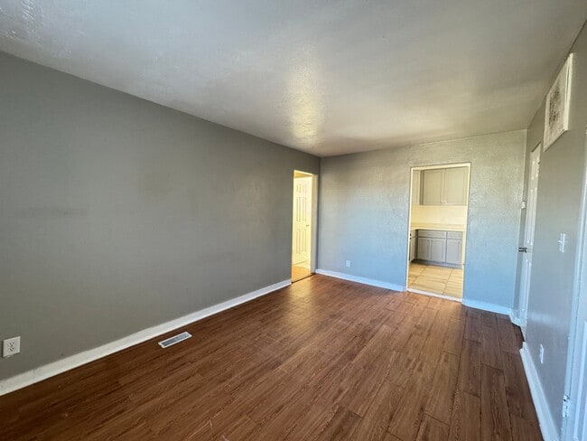 Photo - 2030 NW 25th St Unidad 9