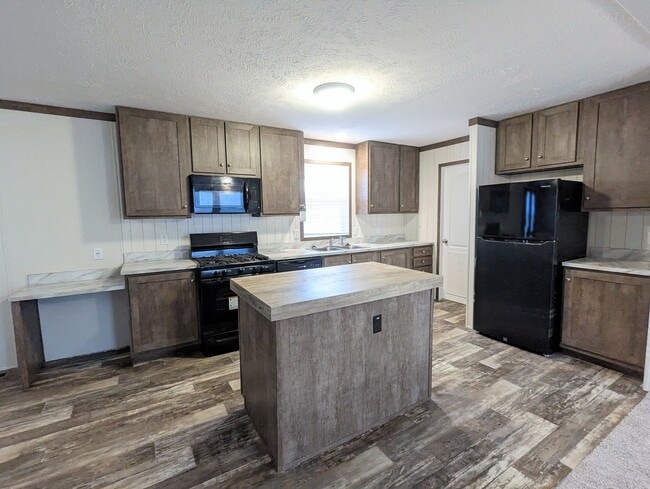 Building Photo - 215 Colorado St Rental