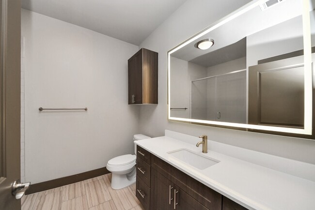 Photo - 5454 State St Unit 1519