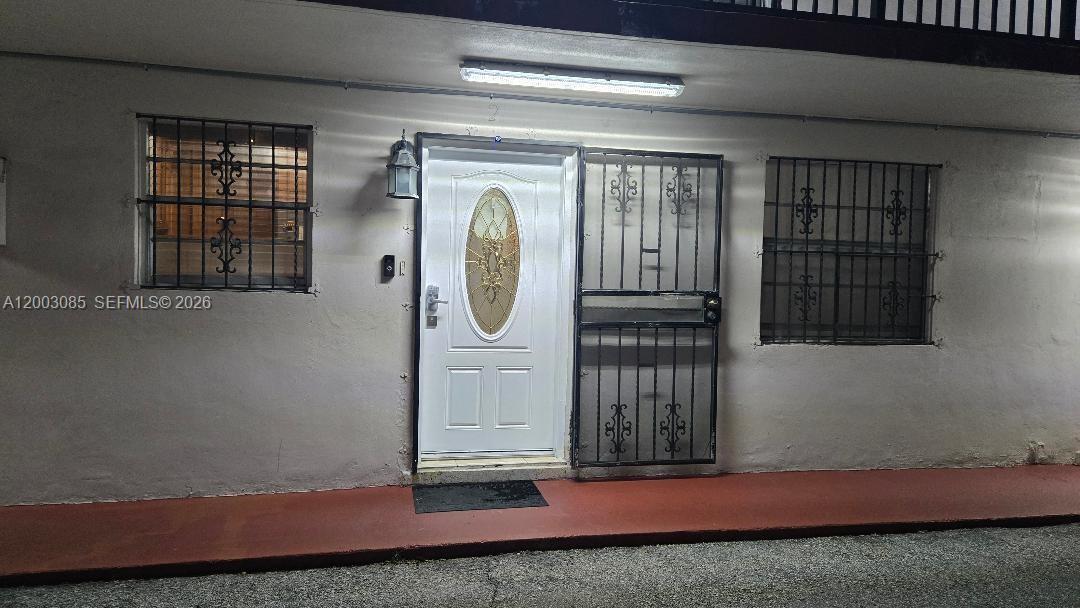 Photo - 1000 W 28th St Unit 2