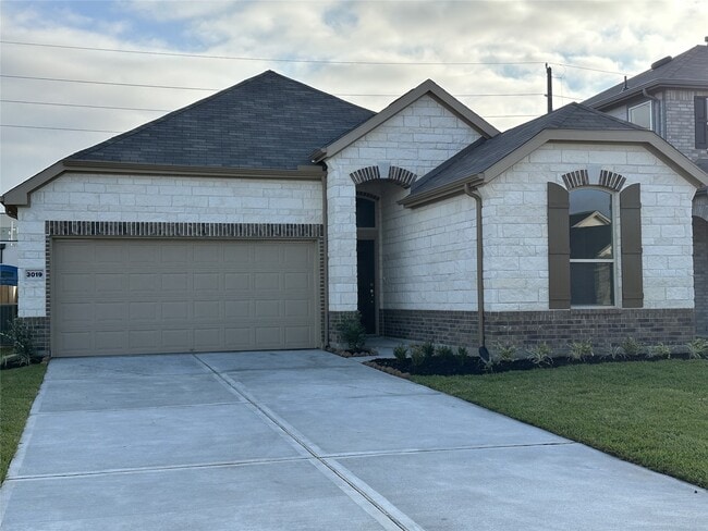 Photo - 3019 Kastania Ln